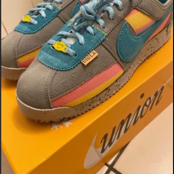 Nike shoes - Picture 6 of 7